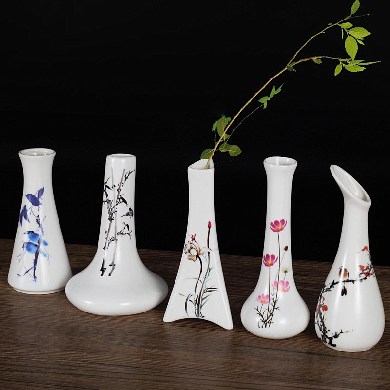 hand painted white porcelain small vase ceramic creative porcelain bottle chinese flower arrangement small vase porcelain mini decoration hydroponic flower pot