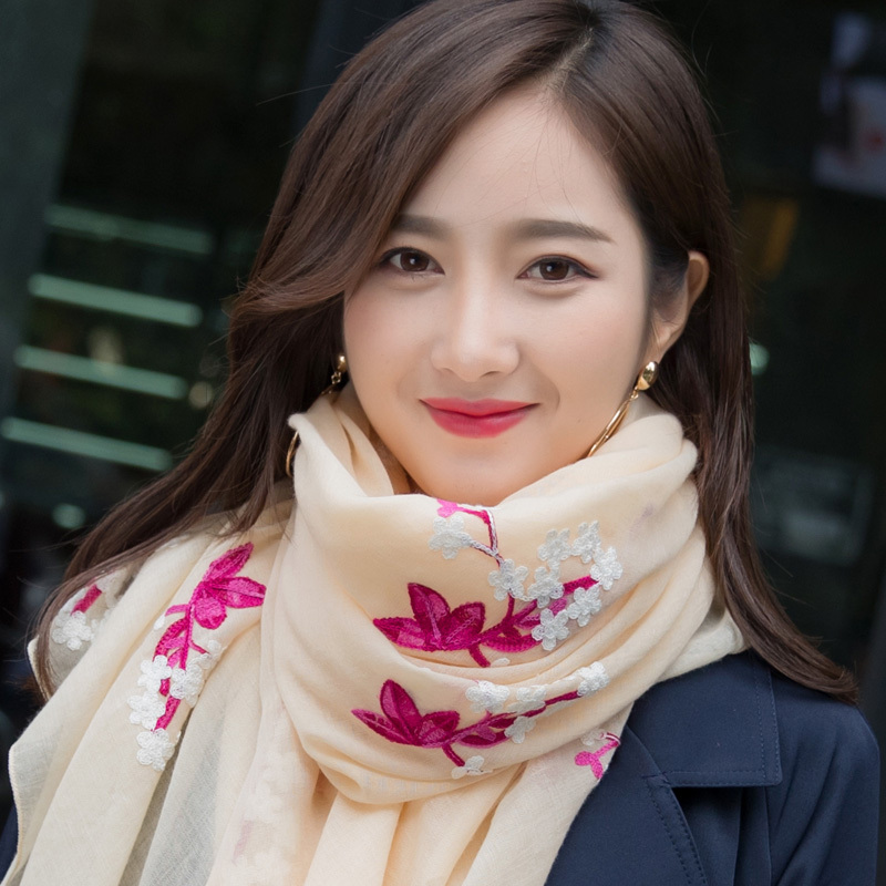 [limited loss 3000 pieces] autumn and winter embroidered cotton and linen scarf scarf women‘s sunscreen long nepal scarf travel